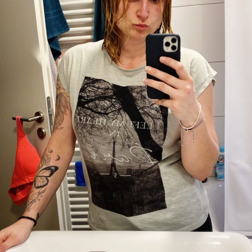 203BC2FC-925D-4C16-B2CC-10AC72BA219A