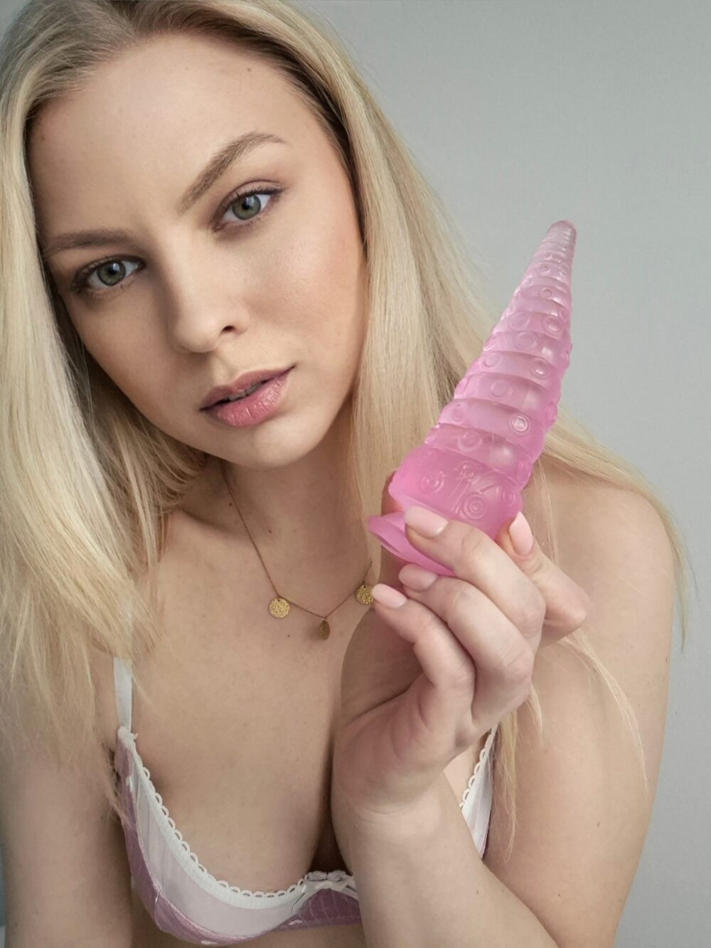 Selbstbefriedigung mit Tentakel Dildo [Digital]