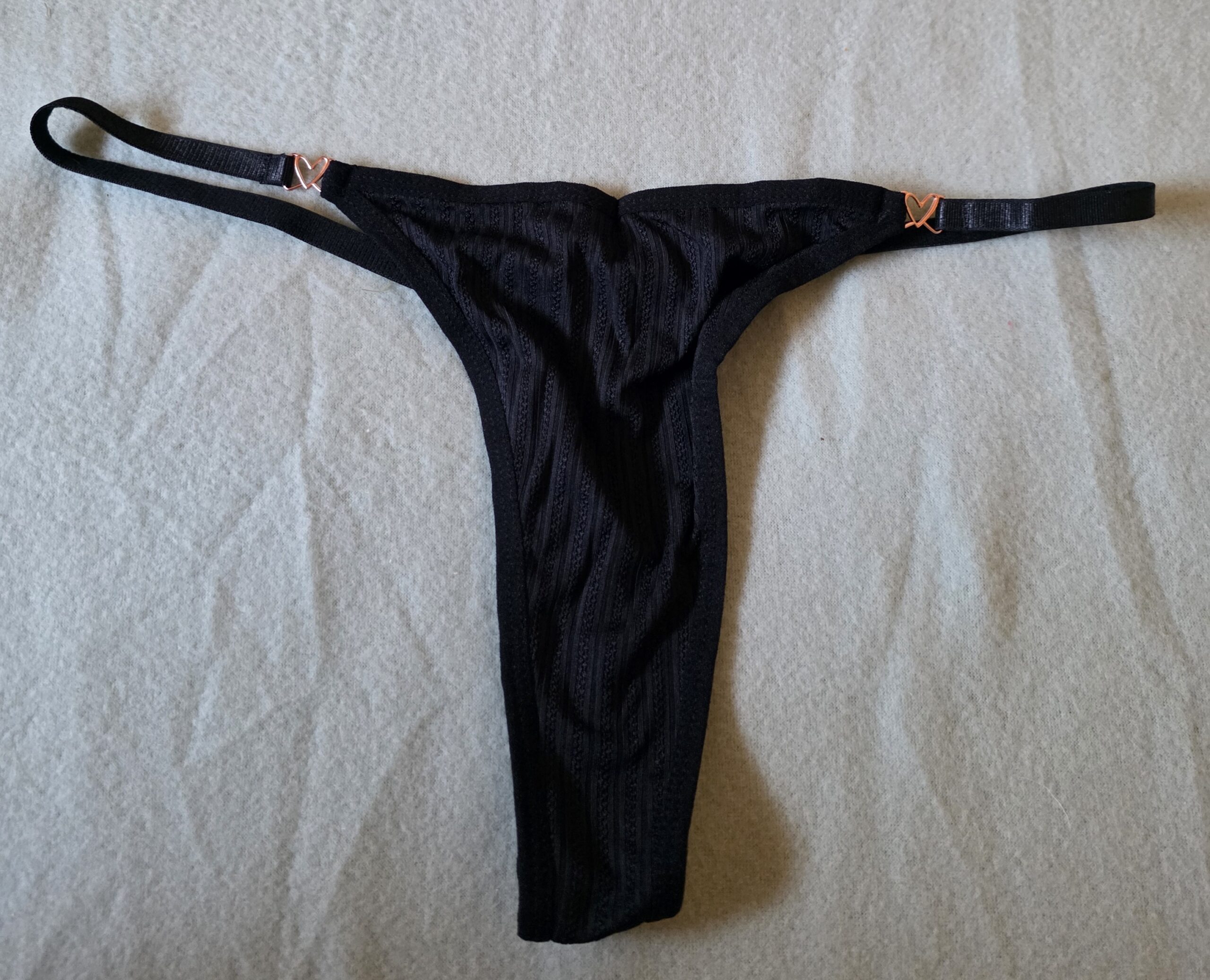 Slip Schwarz mit Herzen