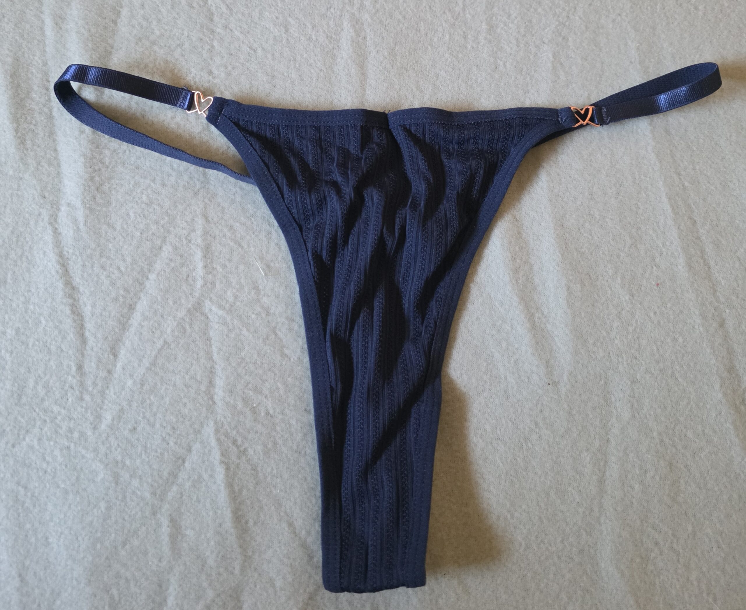 Slip Dunkelblau mit Herzen