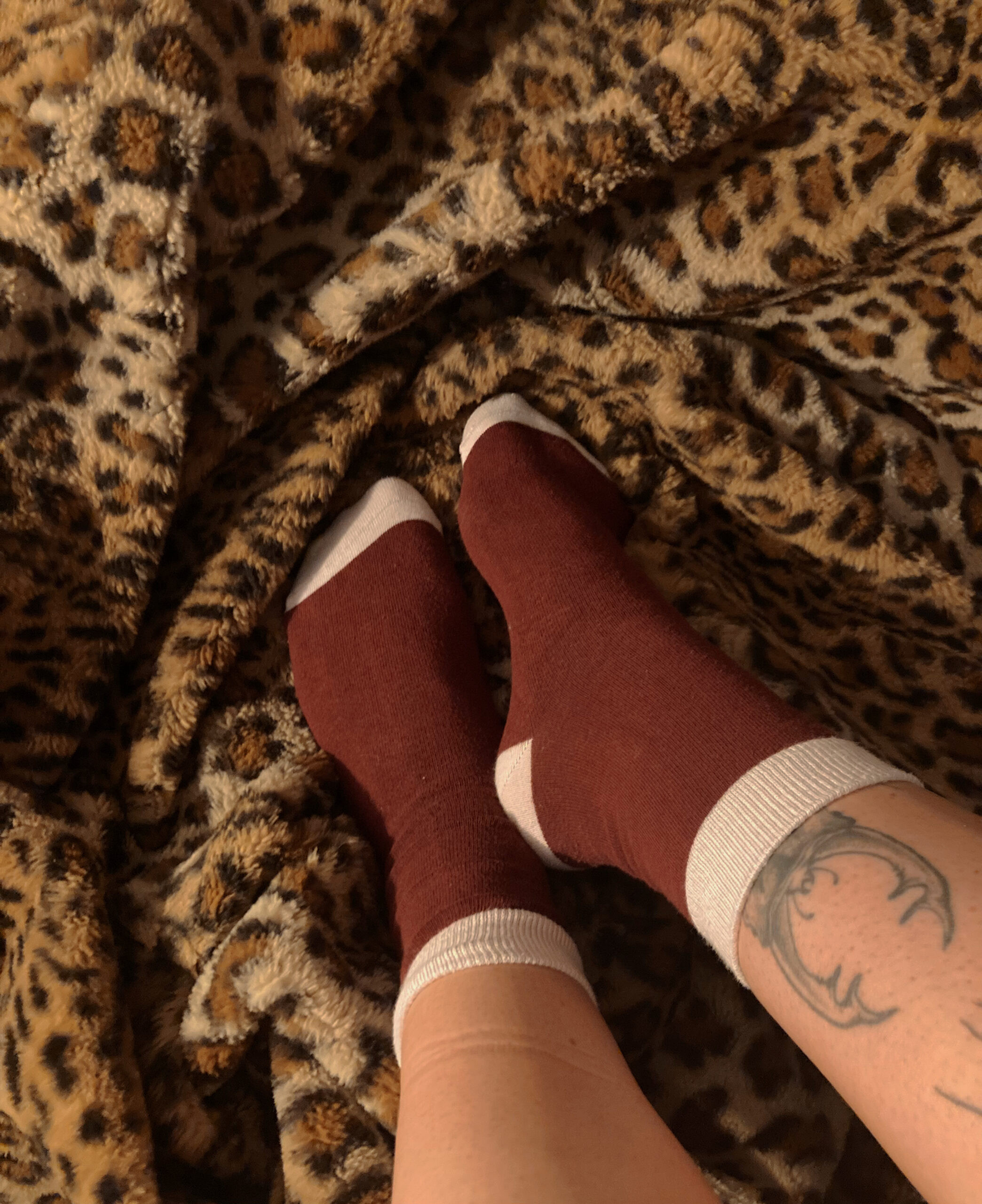 Verschwitzte Socken + 1 Paar GRATIS 🥵💦