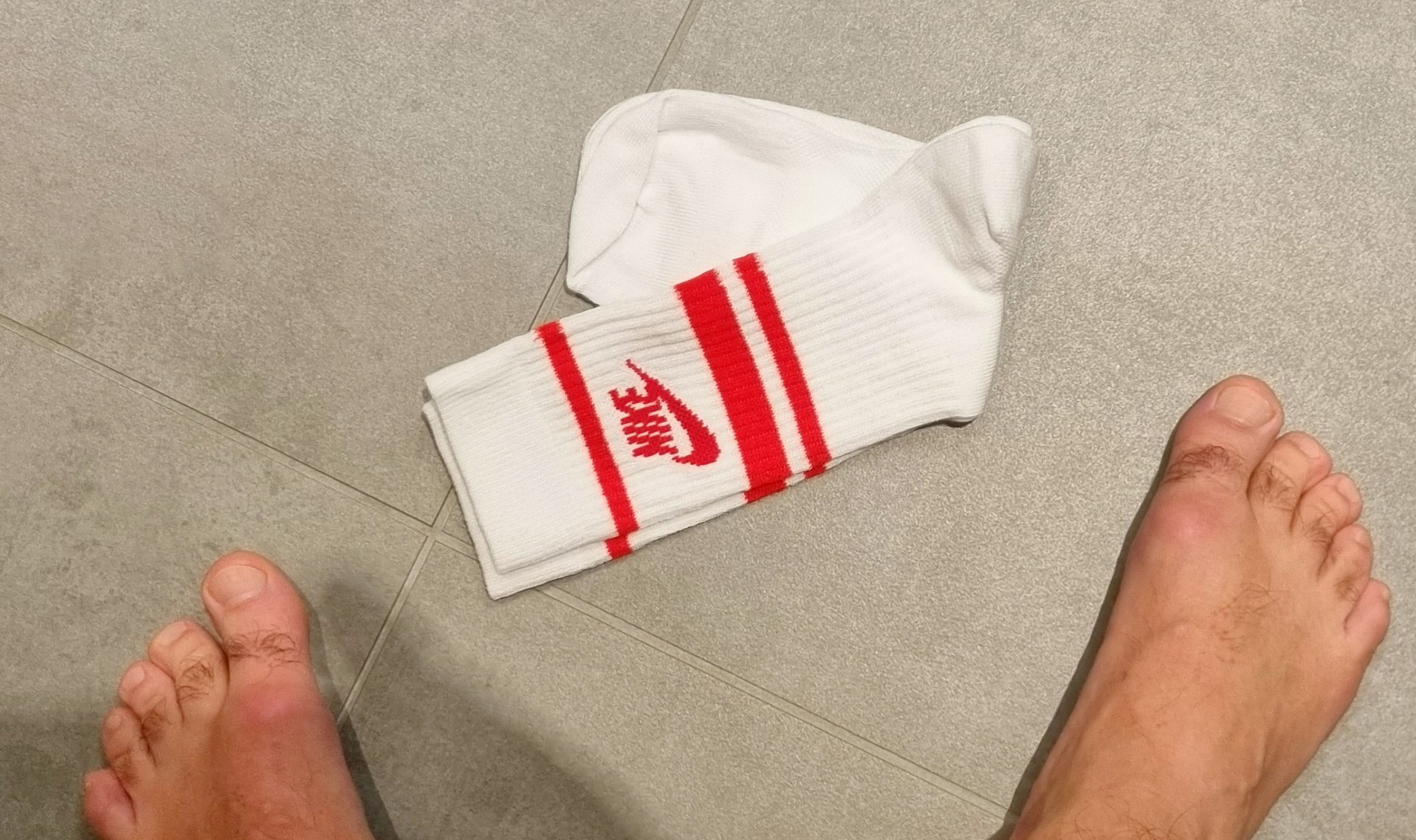 Nike Essential Crew Socken Sox weiß/rot M