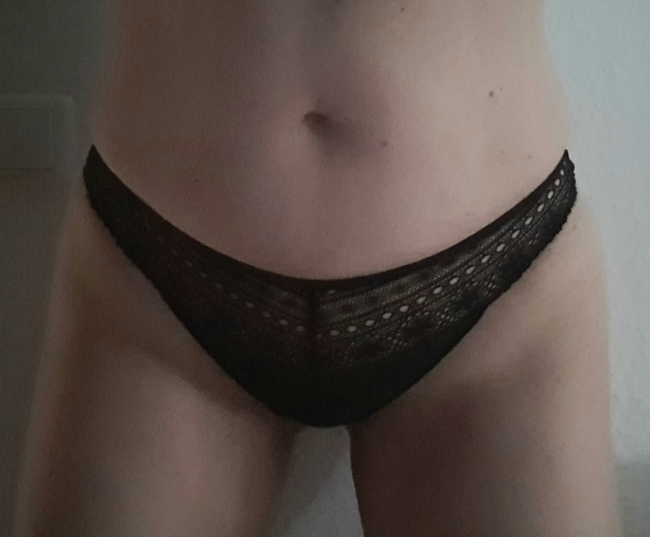 Stringtanga mit Spitze