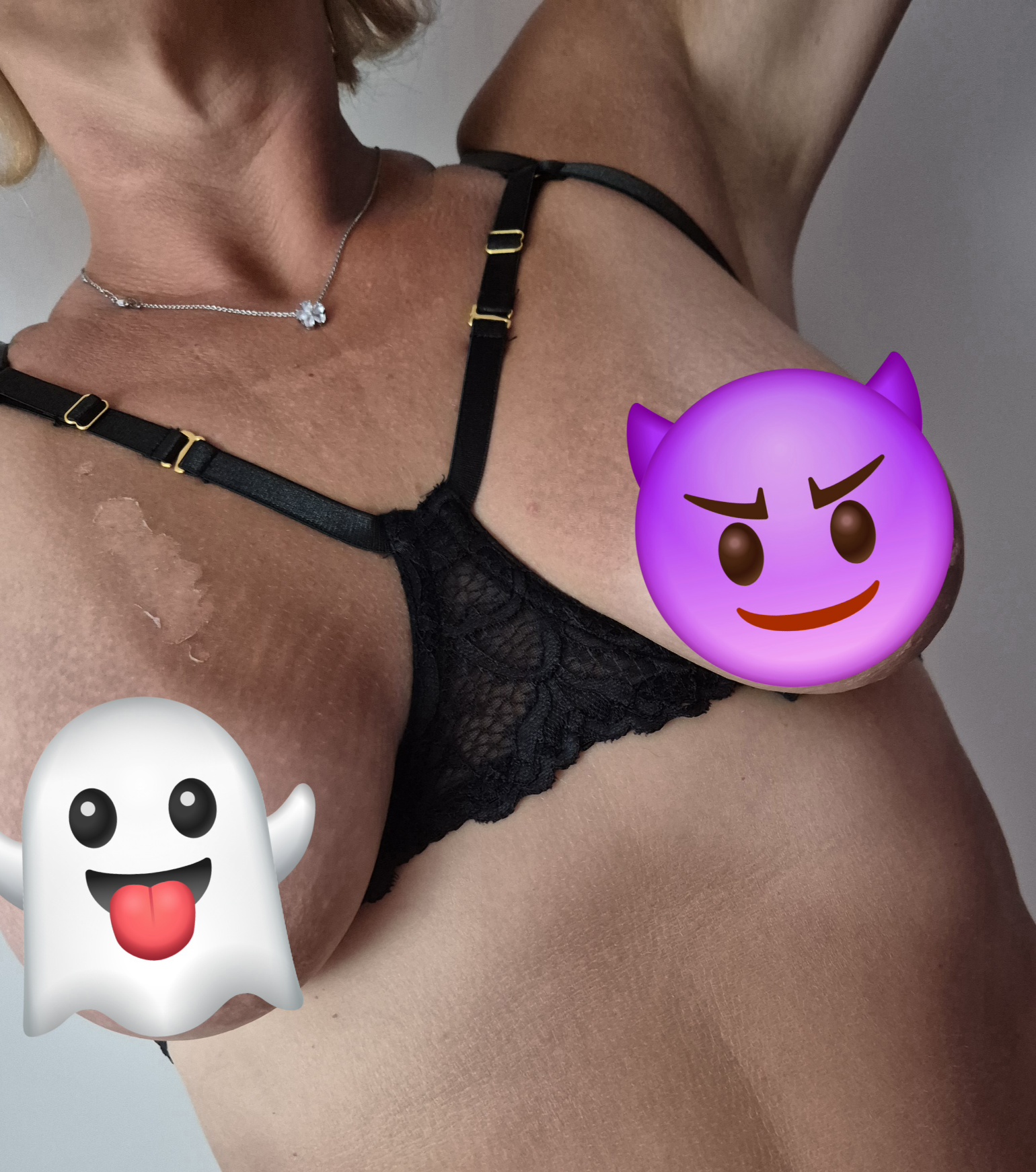 Erotik-Set mit G-String