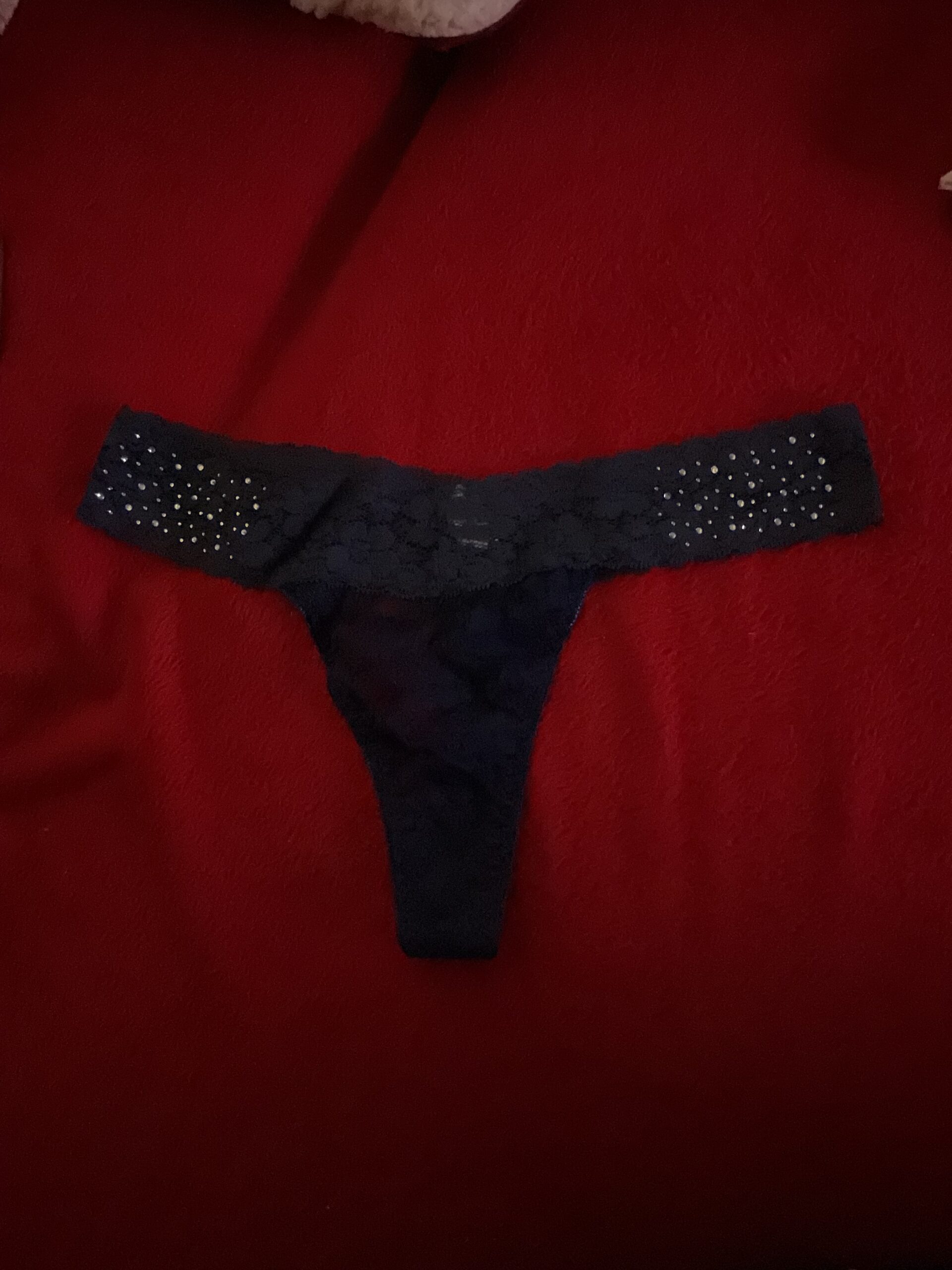 Blauer Glitzer String