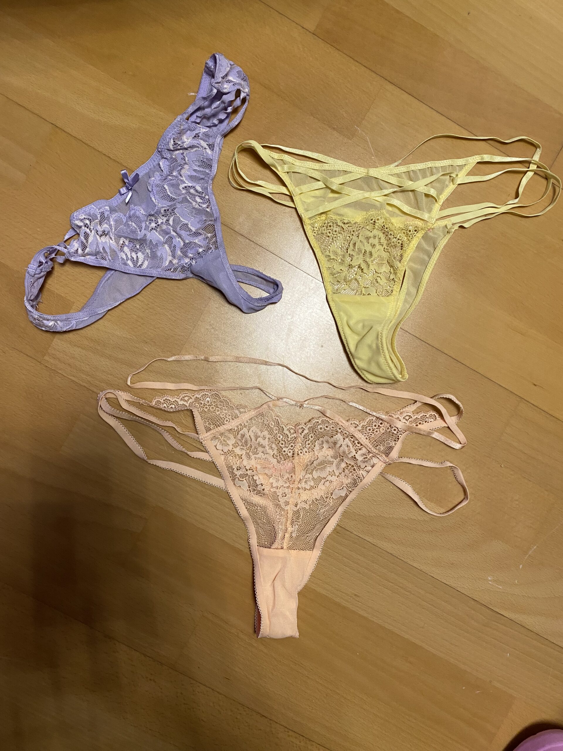 Tanga je Stück und Tragedauer nach Wunsch