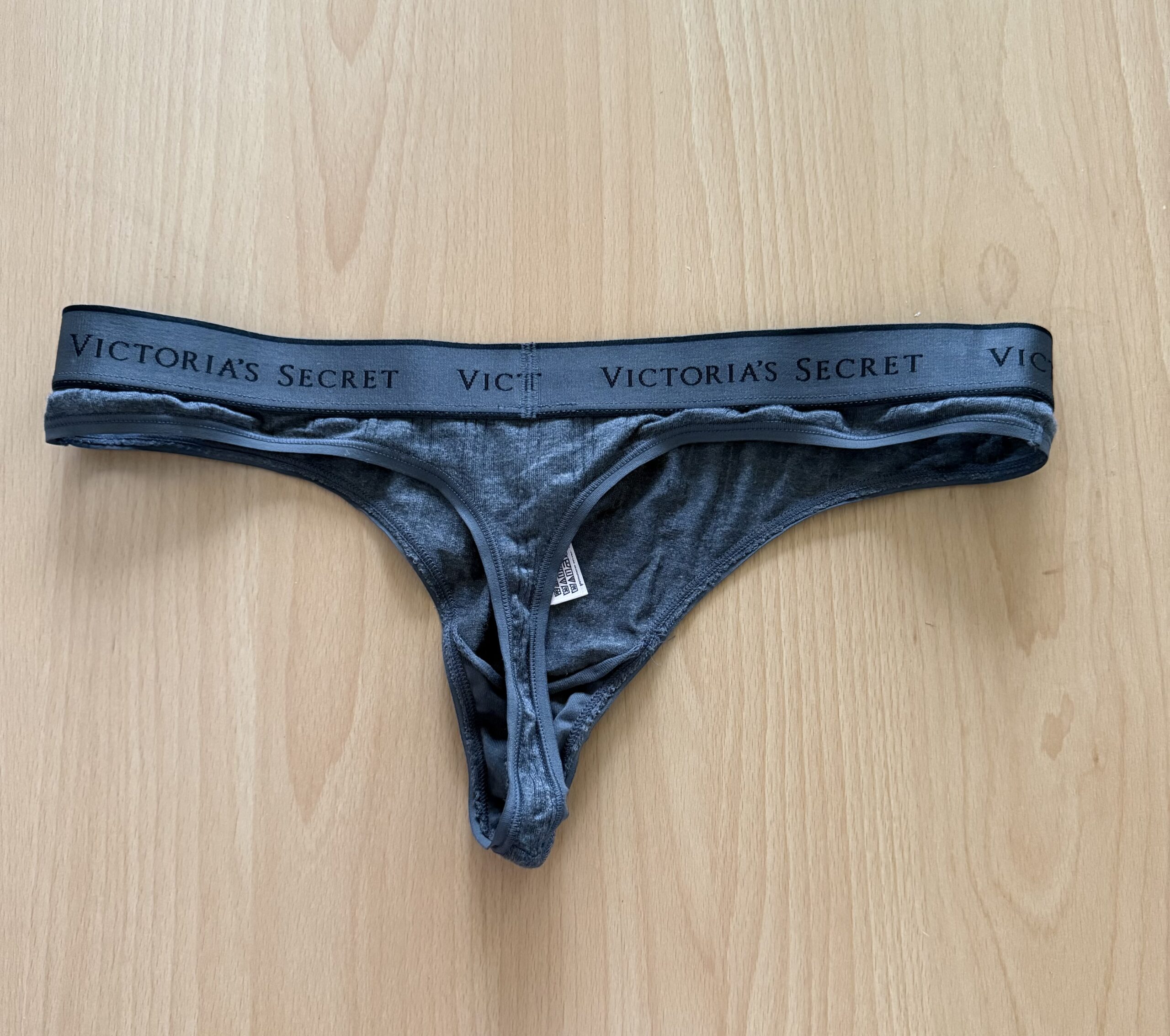 💙✈️Victoria’s Secret Tanga – von einer deutschen Stewardess getragen💙✈️