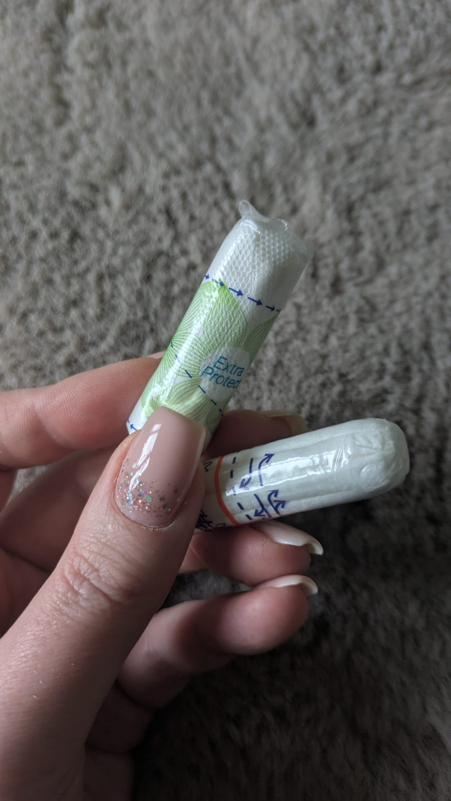 Tampon während Menstruation getragen