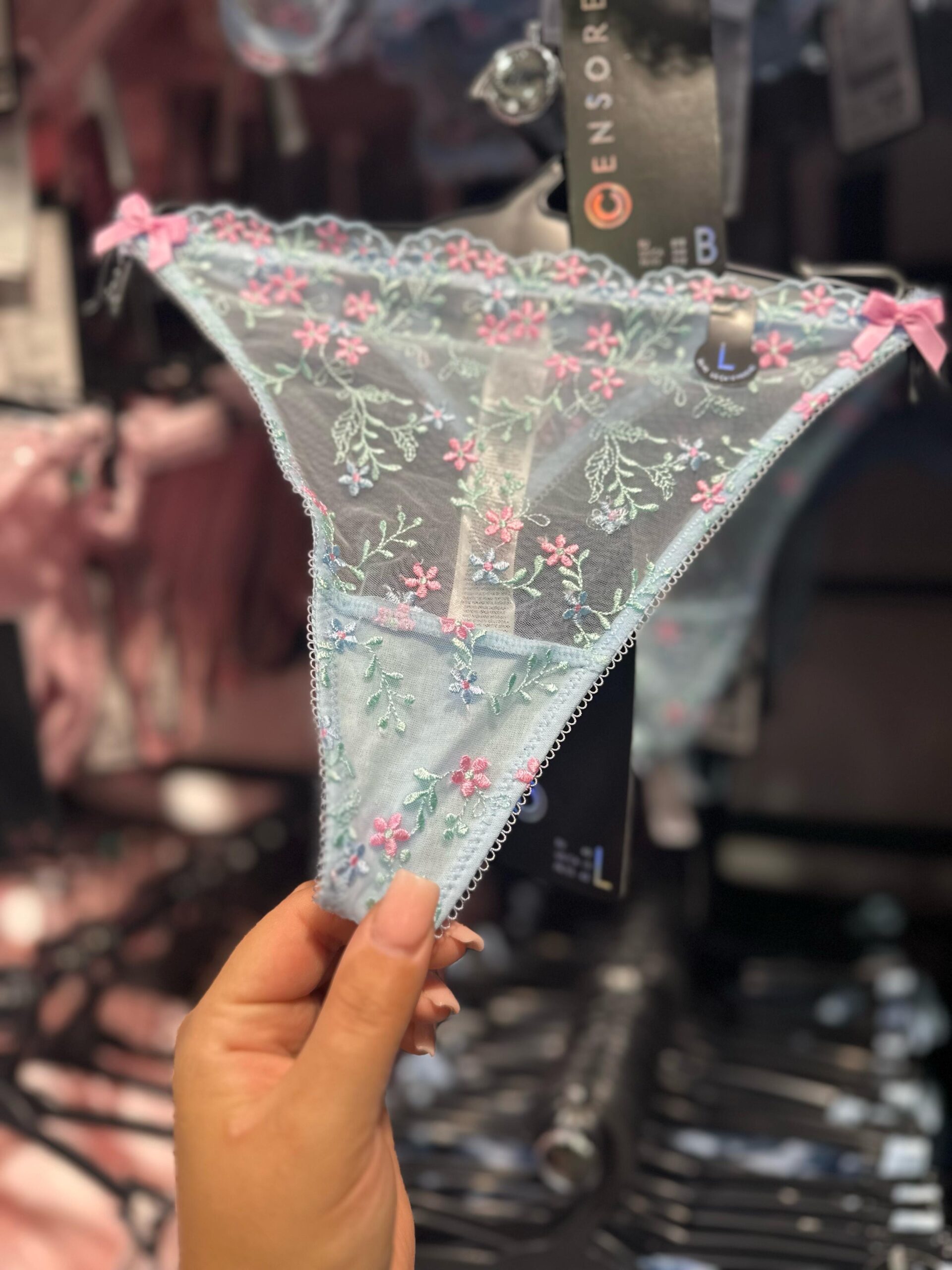 Neuer Tanga frisch für euch