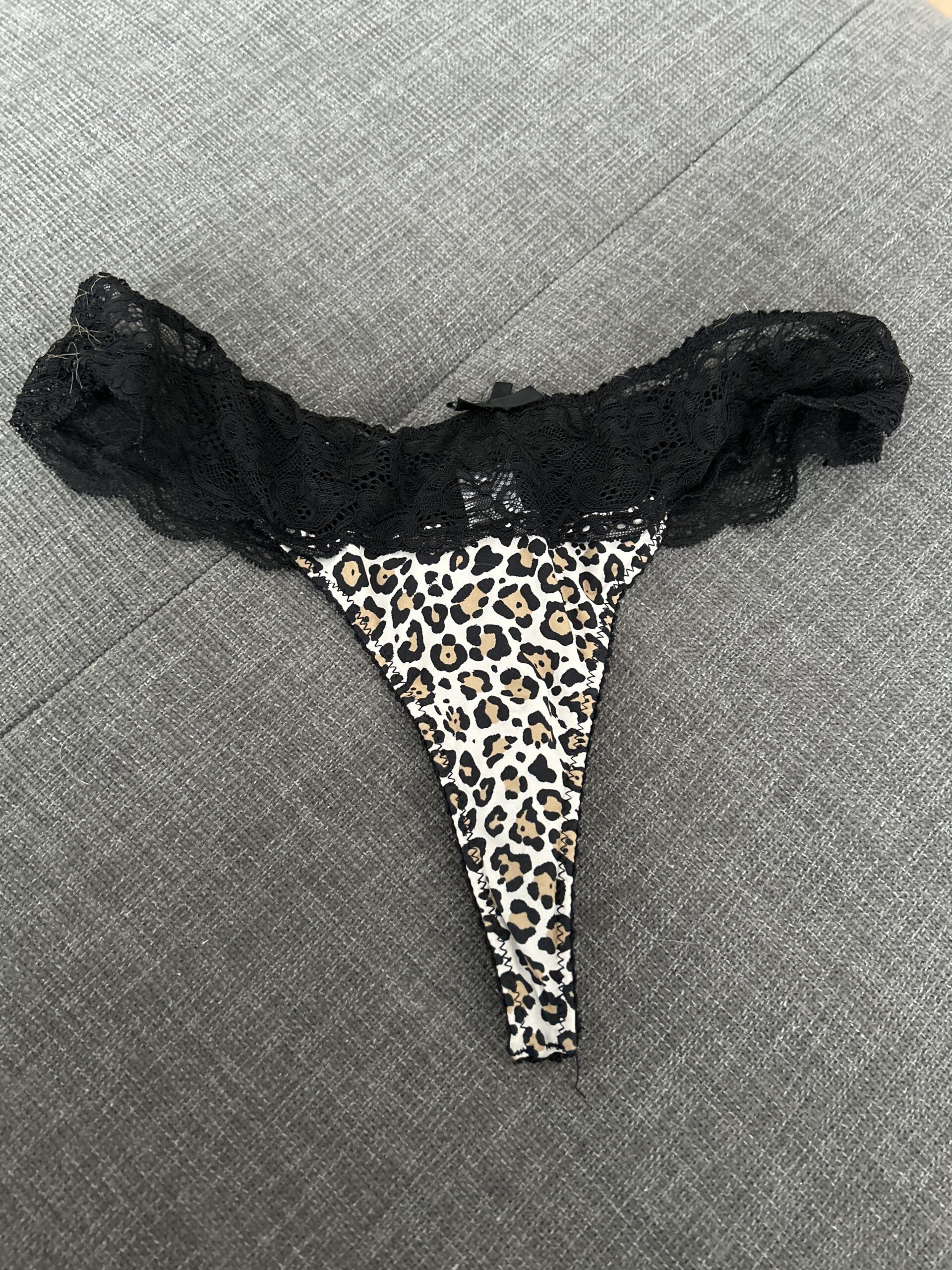 Heißer Leoparden Tanga